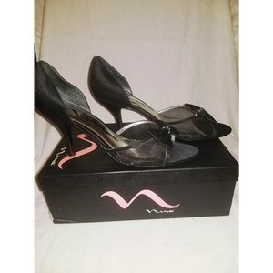 Nina Milli size 10 peep toe heel